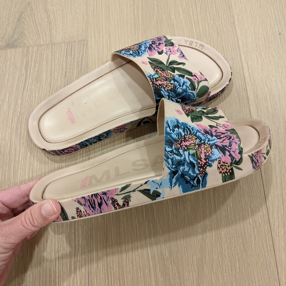 Floral butterfly slides - Picture 7 of 10
